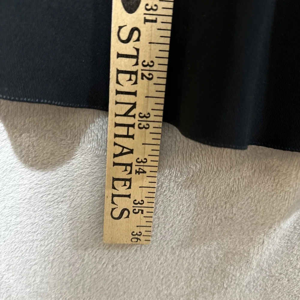 Chanel Women's 24 Black A-Line Textured Skirt Side Zip Made‎ In France Button